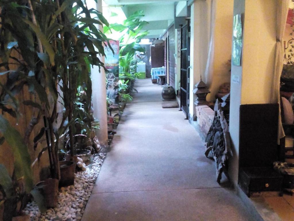 Baan Pim Hotel Чиангмай Екстериор снимка