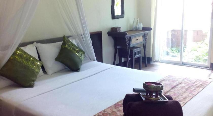 Baan Pim Hotel Чиангмай Екстериор снимка