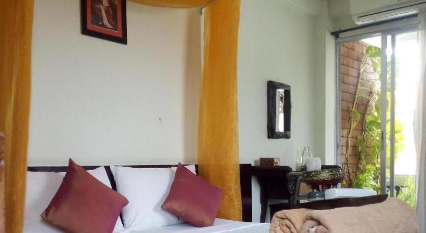 Baan Pim Hotel Чиангмай Екстериор снимка